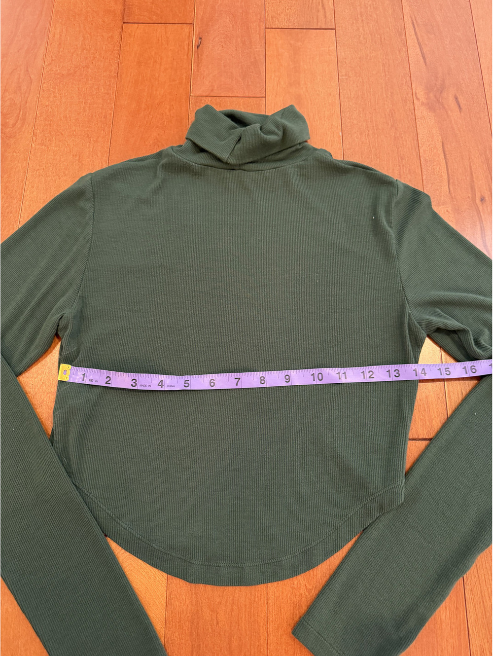 OAK + FORT Cropped Green Ribbed Turtleneck Long Sleeve Top S